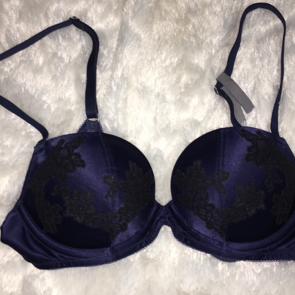 aerie limited edition 32B bra